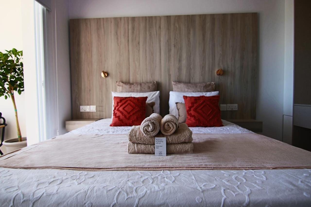 Ferienwohnung Phaedrus Living: Seaview Luxury Flat Limnaria 151 Paphos Exterior foto