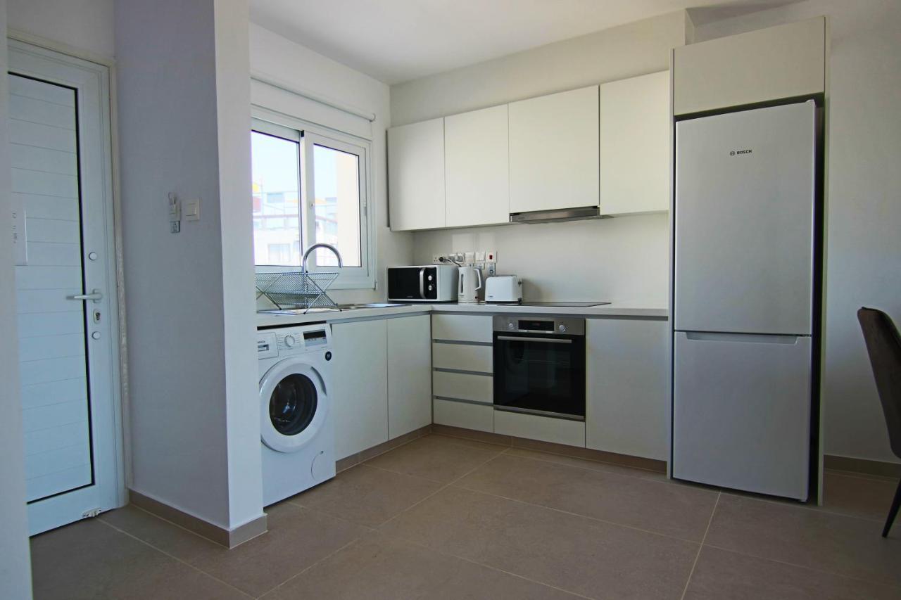 Ferienwohnung Phaedrus Living: Seaview Luxury Flat Limnaria 151 Paphos Exterior foto